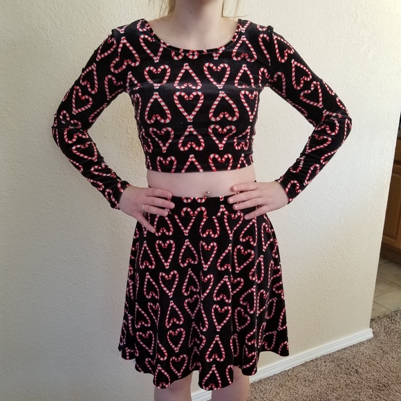 Xhileration Candy Cane Velour Outfit - Picture 2 of 8